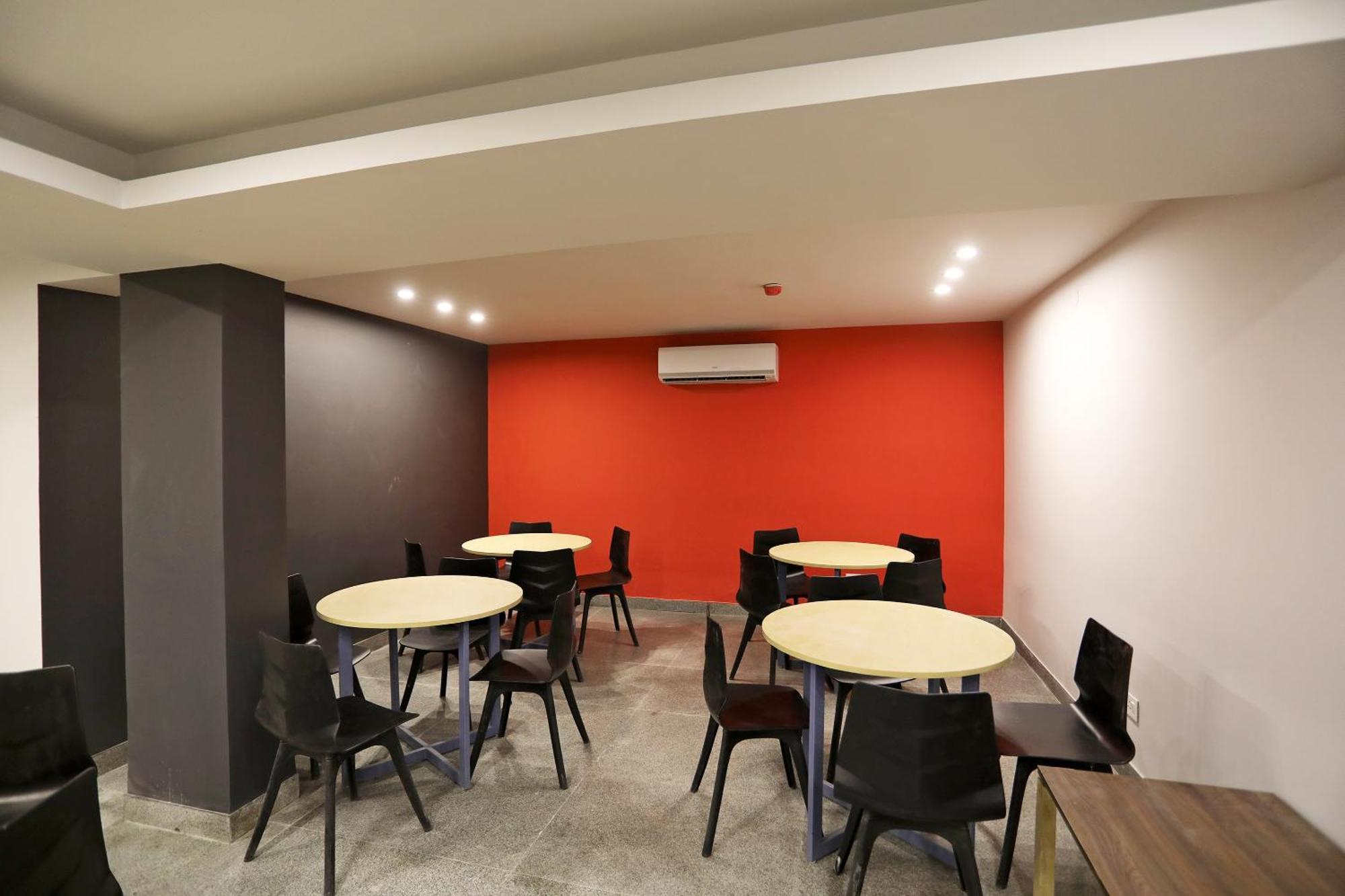 Collection O Moonlight Hotel Delhi  Exterior photo